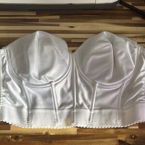 Elegant White Satin Bustier / corset